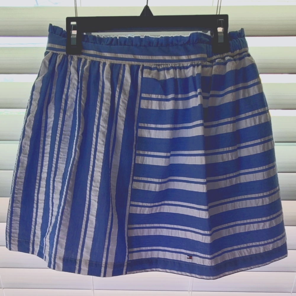 TOMMY Hilfigure Striped Girls sz 12-14 skirt. Super cute twirl!!